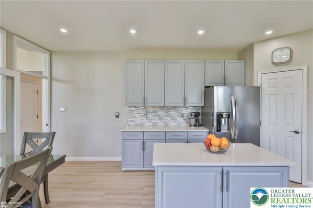 330 Indigo Way, Allentown City, PA 18104