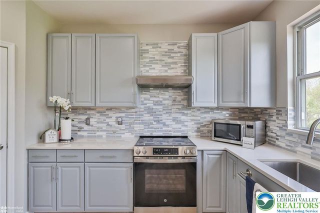 330 Indigo Way, Allentown City, PA 18104