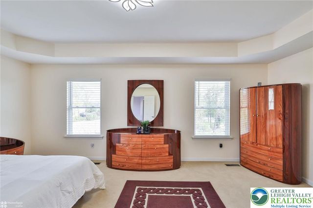 330 Indigo Way, Allentown City, PA 18104