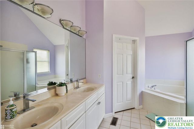 330 Indigo Way, Allentown City, PA 18104