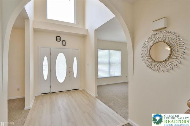 330 Indigo Way, Allentown City, PA 18104