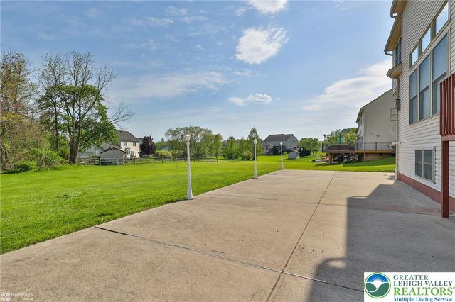 330 Indigo Way, Allentown City, PA 18104