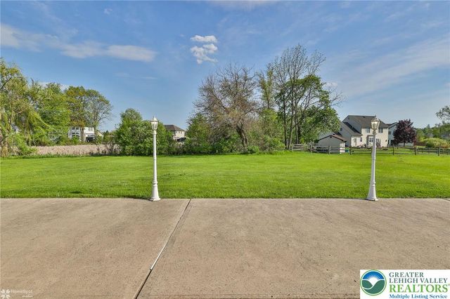 330 Indigo Way, Allentown City, PA 18104