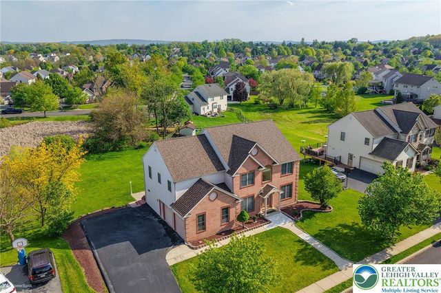 330 Indigo Way, Allentown City, PA 18104