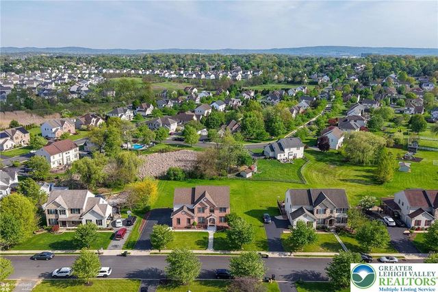 330 Indigo Way, Allentown City, PA 18104