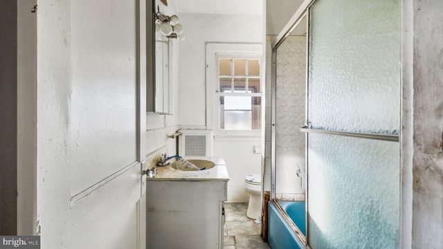 5300 8TH ST NW, Washington, DC 20011