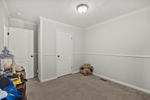 82 Sandhill Boulevard, Fort Pierce, FL 34982