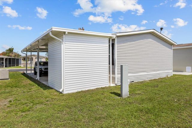 82 Sandhill Boulevard, Fort Pierce, FL 34982