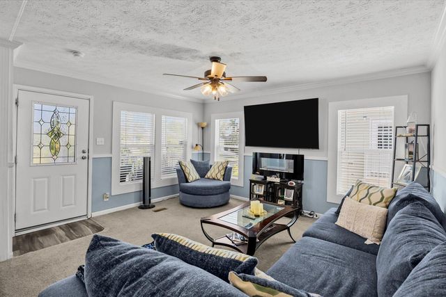 82 Sandhill Boulevard, Fort Pierce, FL 34982