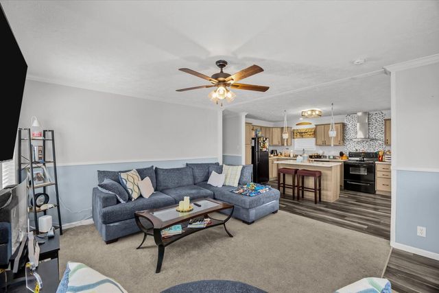 82 Sandhill Boulevard, Fort Pierce, FL 34982