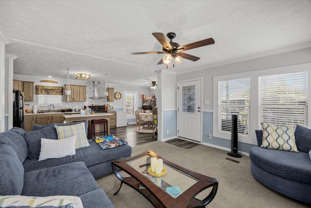 82 Sandhill Boulevard, Fort Pierce, FL 34982