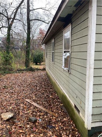 1448 Macklone NE Street, Atlanta, GA 30307