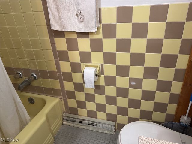 4 Walnut Avenue, Bridgeport, OH 43912