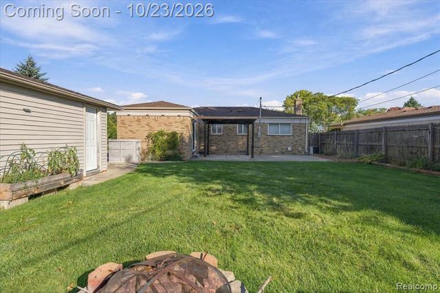 4906 Fairmont Court, Sterling Heights, MI 48310