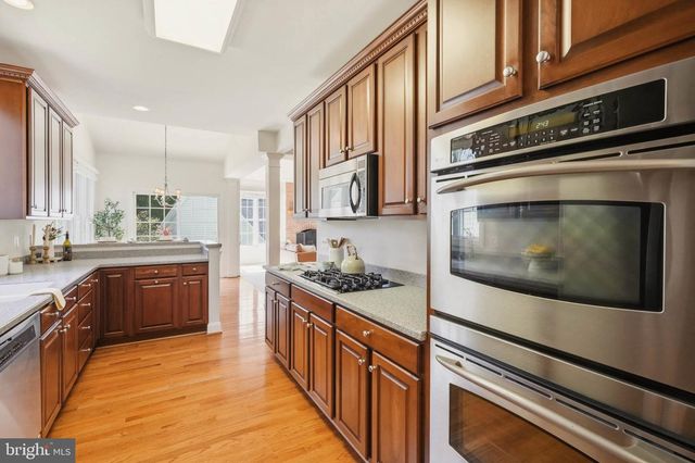 6812 CROFTON COLONY CT, Crofton, MD 21114