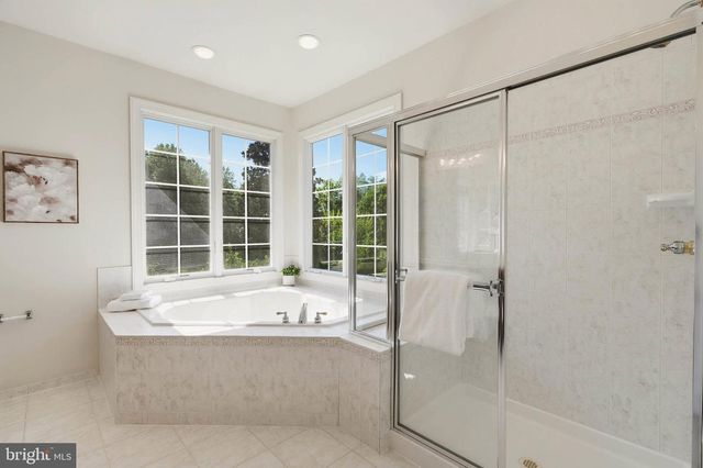 6812 CROFTON COLONY CT, Crofton, MD 21114