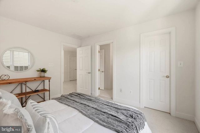 6812 CROFTON COLONY CT, Crofton, MD 21114