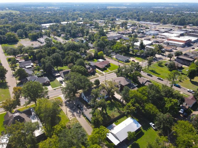 605 N Main Street, Winnsboro, TX 75494