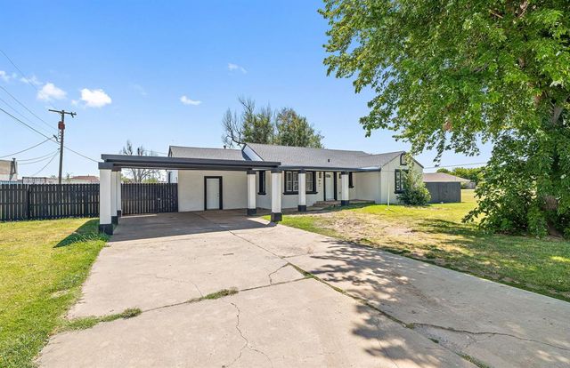 404 N Park Street, El Reno, OK 73036