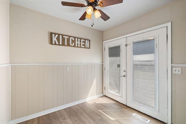 404 N Park Street, El Reno, OK 73036