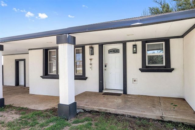 404 N Park Street, El Reno, OK 73036