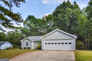 330 E Country Woods Drive, Covington, GA 30016