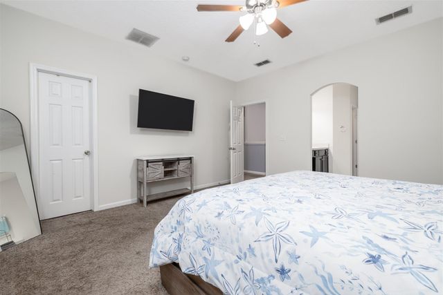 415 W New England Dr, Elkton, FL 32033