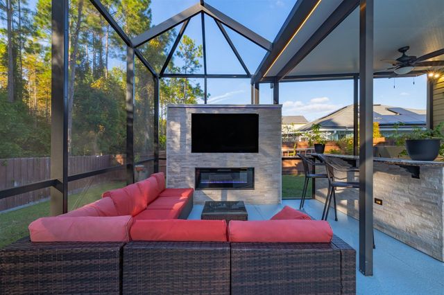 415 W New England Dr, Elkton, FL 32033