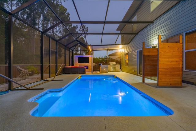 415 W New England Dr, Elkton, FL 32033