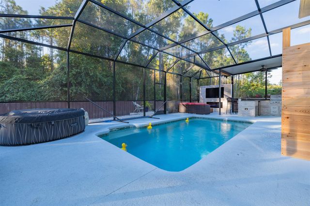 415 W New England Dr, Elkton, FL 32033