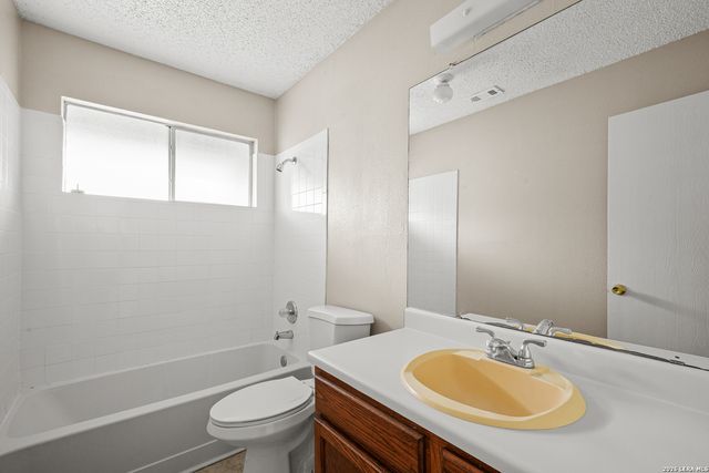 7346 WEYBRIDGE, San Antonio, TX 78250