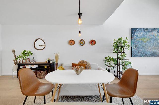 199 Union Avenue 2F, Rutherford, NJ 07070