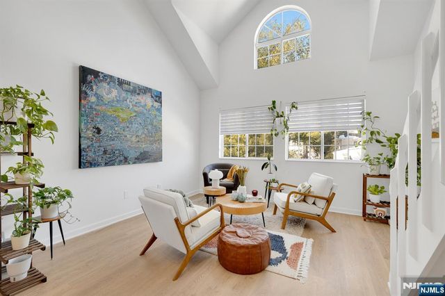 199 Union Avenue 2F, Rutherford, NJ 07070