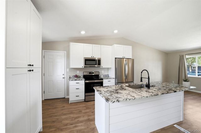 1960 Bula Drive, Colorado Springs, CO 80915