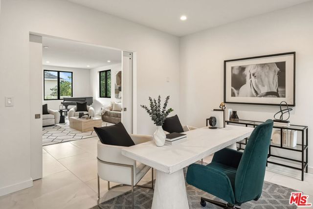 3401 Keeshen Drive, Los Angeles, CA 90066