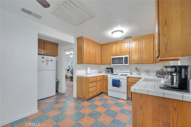 1042 Frontier, Norco, CA 92860