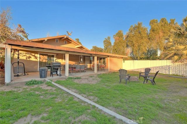 1042 Frontier, Norco, CA 92860