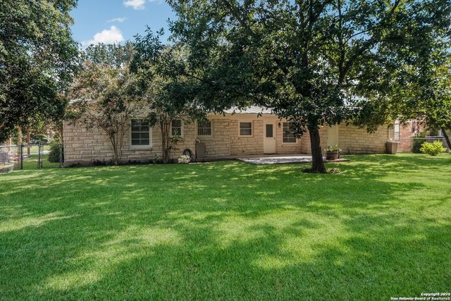 255 MILLWOOD LN, San Antonio, TX 78216