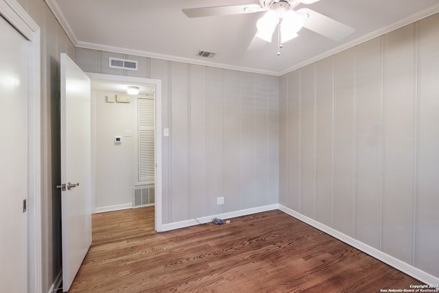 255 MILLWOOD LN, San Antonio, TX 78216