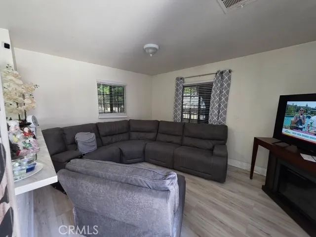 1458 Silver Lake Boulevard, Los Angeles, CA 90026