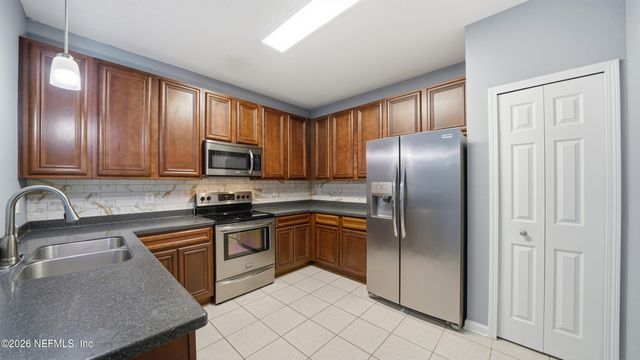 5006 KEY LIME Drive 307, Jacksonville, FL 32256