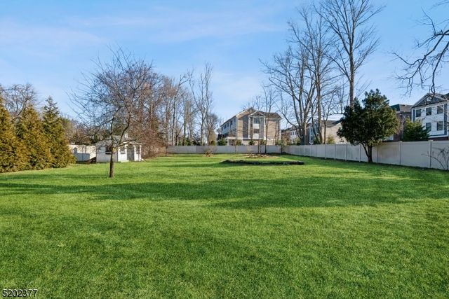 6 Hanover Rd, Florham Park Boro, NJ 07932