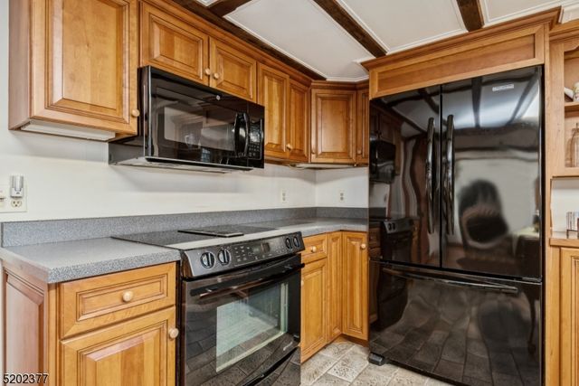 6 Hanover Rd, Florham Park Boro, NJ 07932