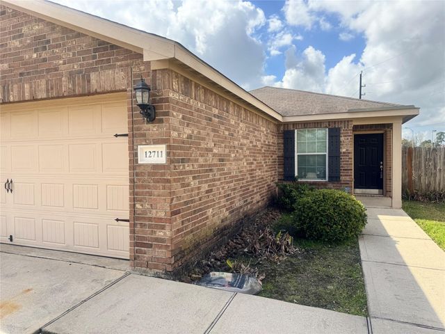12711 Mystic Water Lane, Houston, TX 77044