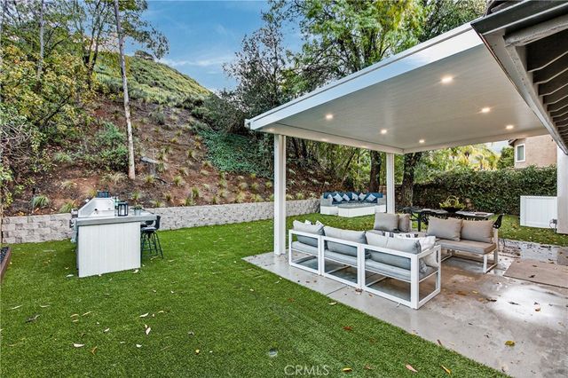 5506 Forest Cove, Agoura Hills, CA 91301