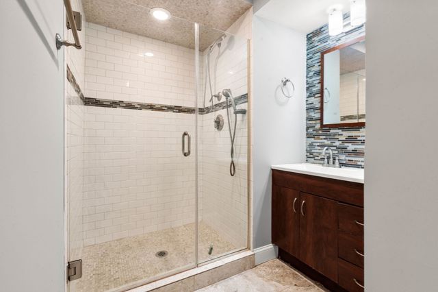 116 Pleasant St B, Brookline, MA 02446