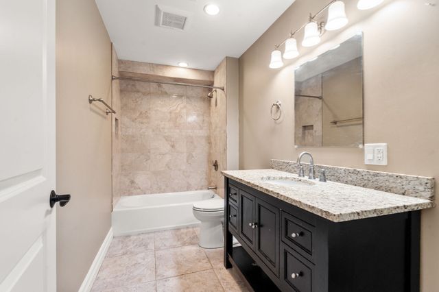 116 Pleasant St B, Brookline, MA 02446