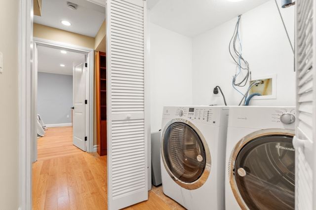 116 Pleasant St B, Brookline, MA 02446