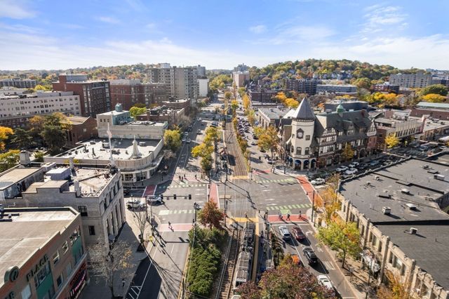 116 Pleasant St B, Brookline, MA 02446