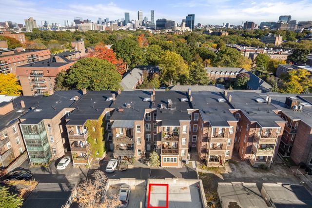 116 Pleasant St B, Brookline, MA 02446